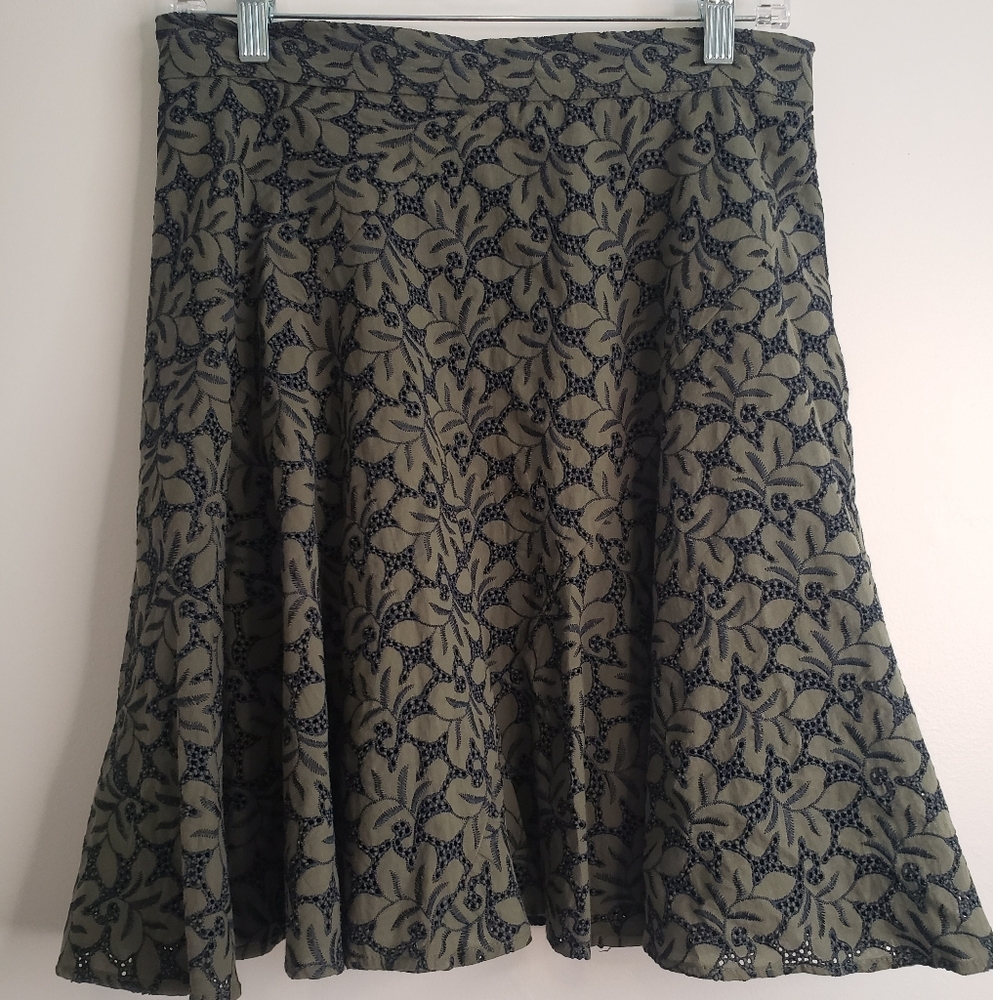 Floral Green olive Skirt - Picture 2 of 3